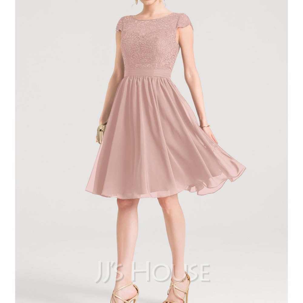 A-Line Scoop Neck Knee-Length Chiffon Dress
